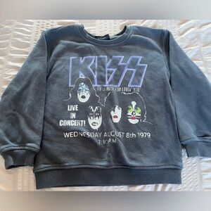 Kiss Gray and Purple Graphic Tee